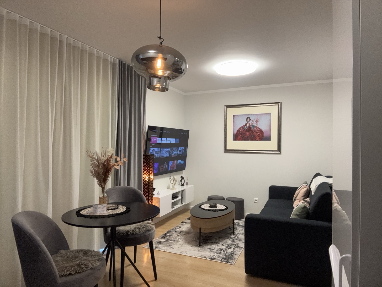 Donizetti‑C living room